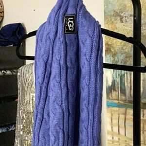 UGG Blue Infinity Scarf Sherpa Lined